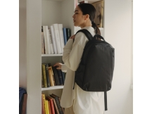 「無重力リュック」から、新モデル無重力リュックplusが仲間入り！　